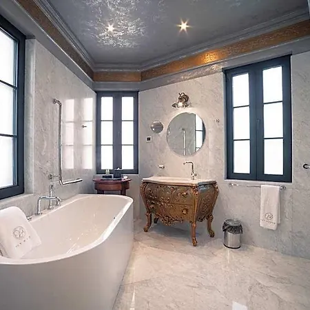 Отель Bey House Royal